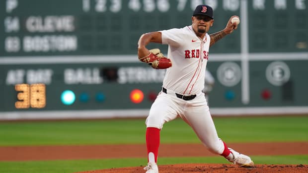 Boston Red Sox Brennan Bernardino pitchin