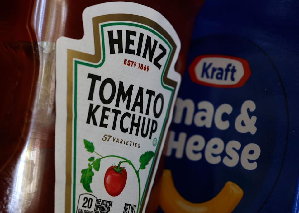 SAN ANSELMO, CALIFORNIA - SEPTEMBER 02: In this photo illustration, a bottle of Heinz tomato ketchup is displayed next to a box of Kraft Mac & Cheese on September 02, 2025 in San Anselmo, California. Kraft Heinz announced plans to split into two separately traded companies, reversing its 2015 megamerger, which was orchestrated by billionaire investor Warren Buffett. (Photo Illustration by Justin Sullivan/Getty Images)